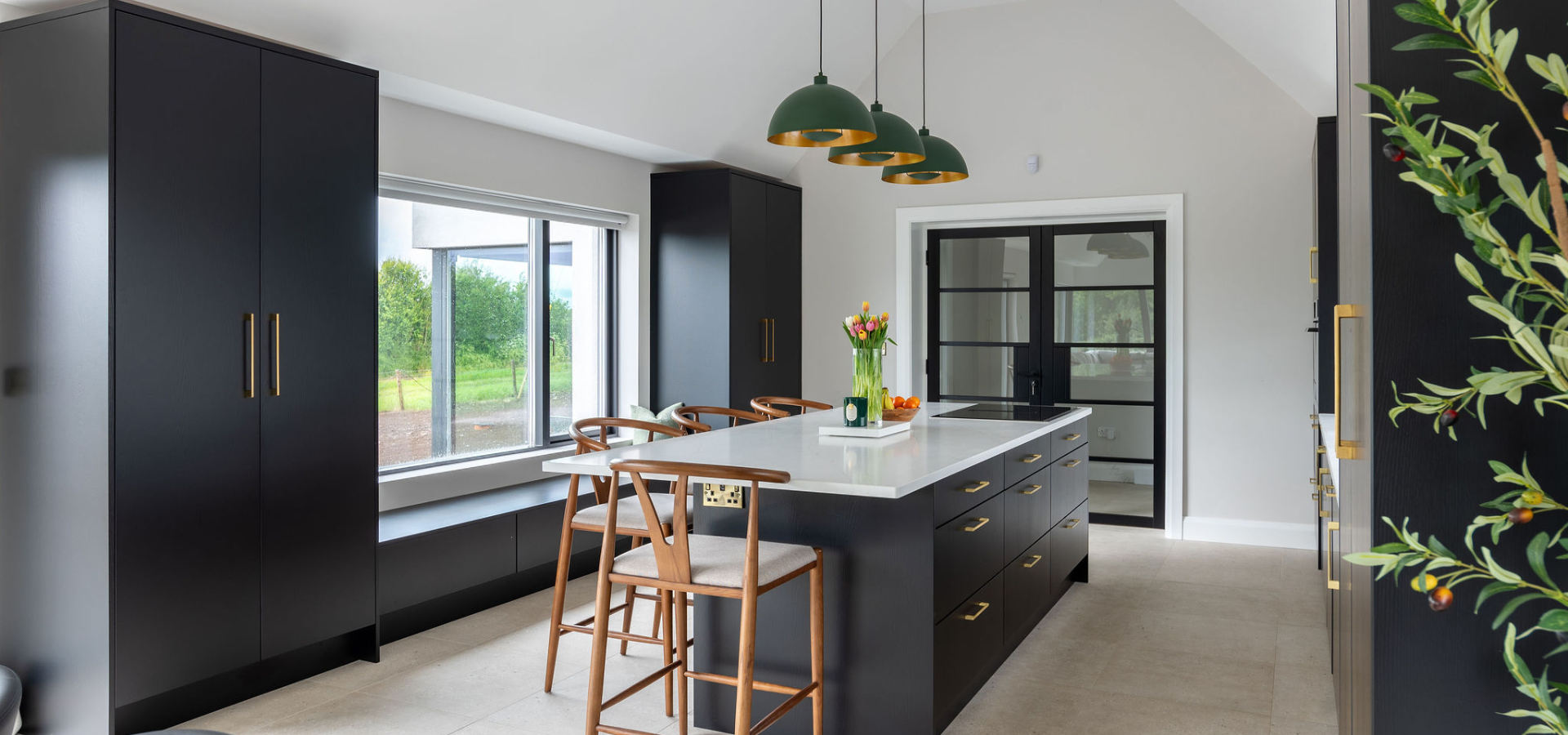 Contemporary Kitchen - Sarah Delahunt Gallery Image 1
