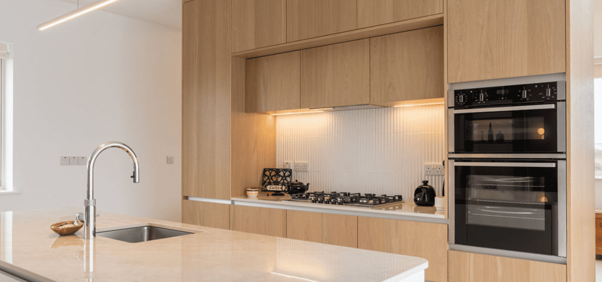 Contemporary Kitchen in Co. Roscommon – A Floating Kitchen in Natural Oak Gallery Image 12