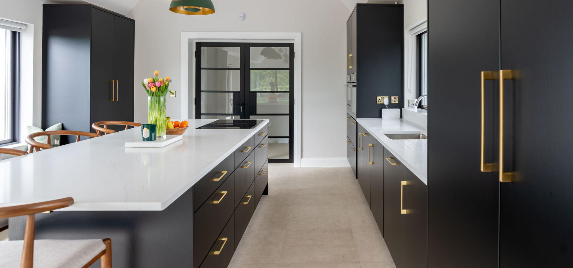 Contemporary Kitchen - Sarah Delahunt Gallery Image 15