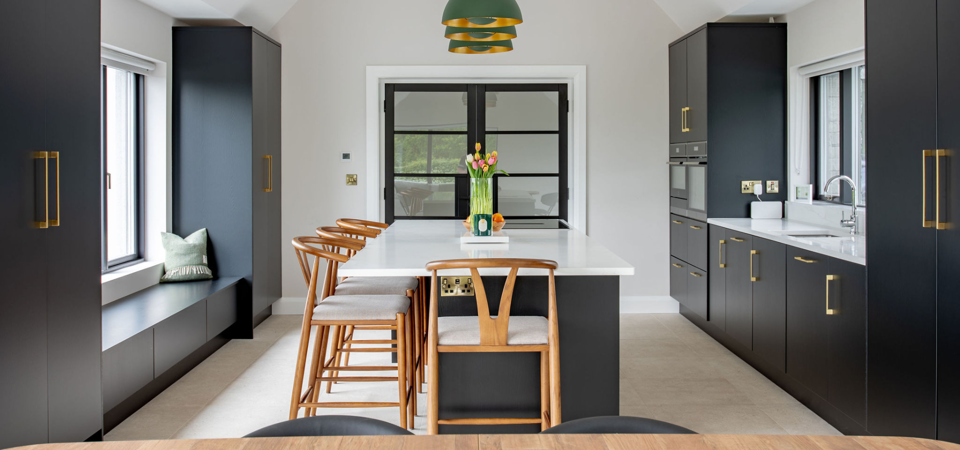 Contemporary Kitchen - Sarah Delahunt Gallery Image 16