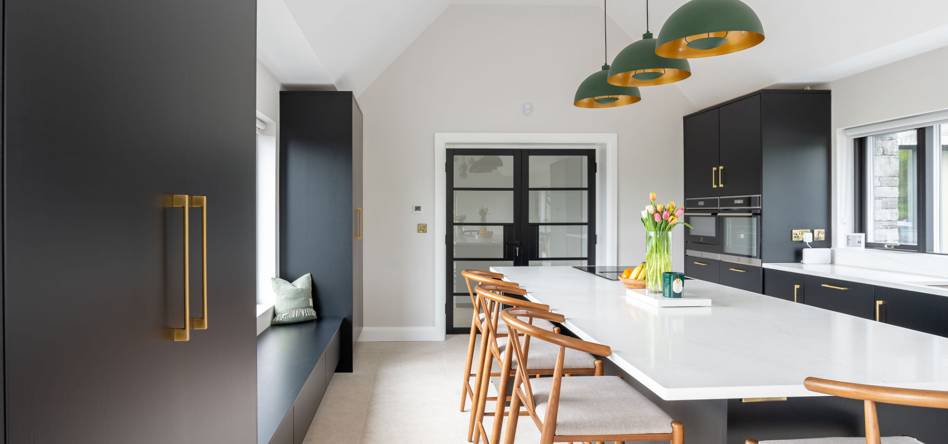 Contemporary Kitchen - Sarah Delahunt Gallery Image 19