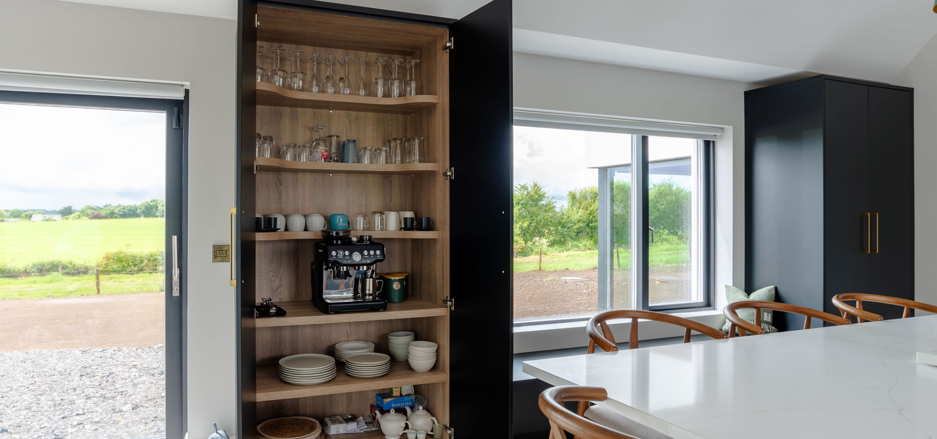 Contemporary Kitchen - Sarah Delahunt Gallery Image 7