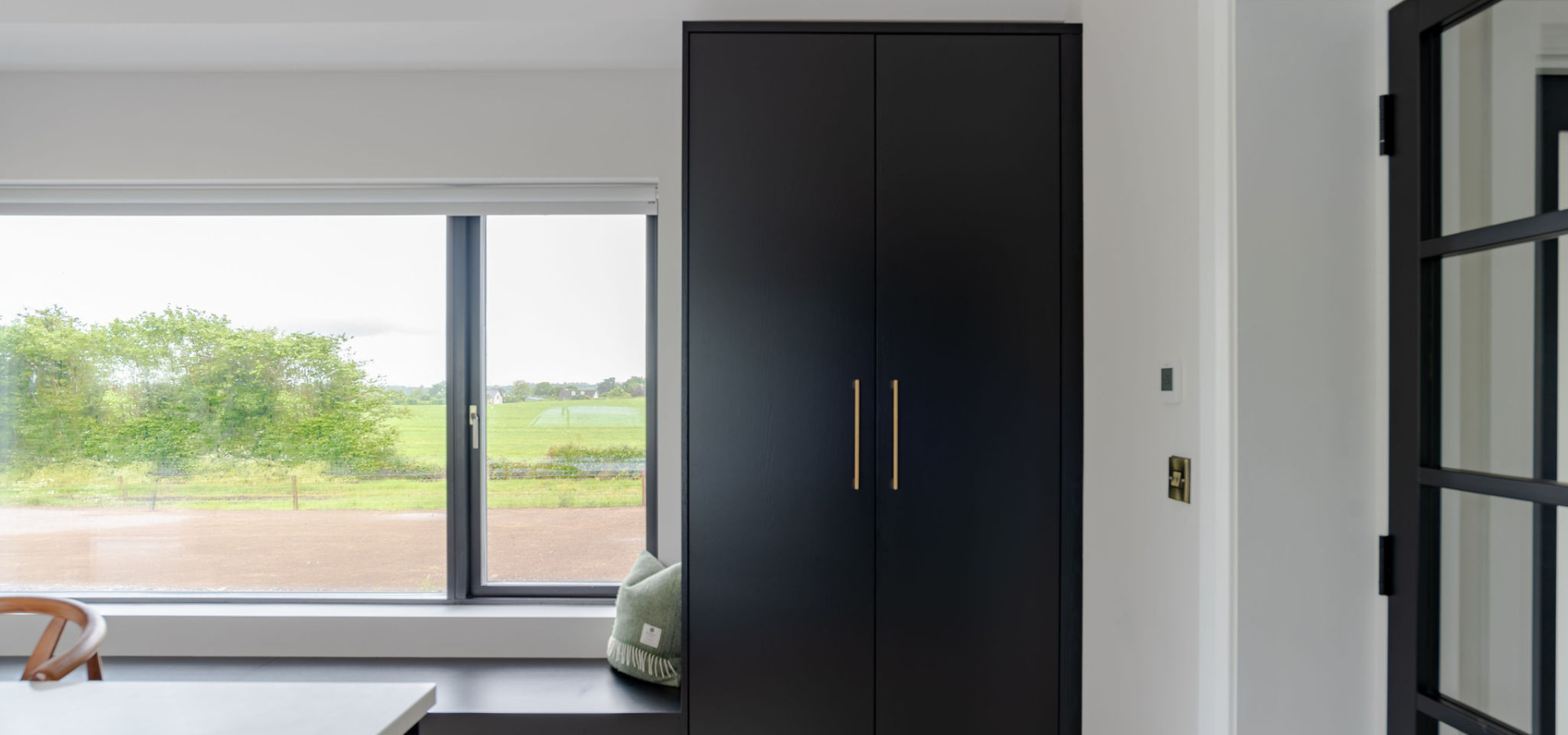 Contemporary Kitchen - Sarah Delahunt Gallery Image 8