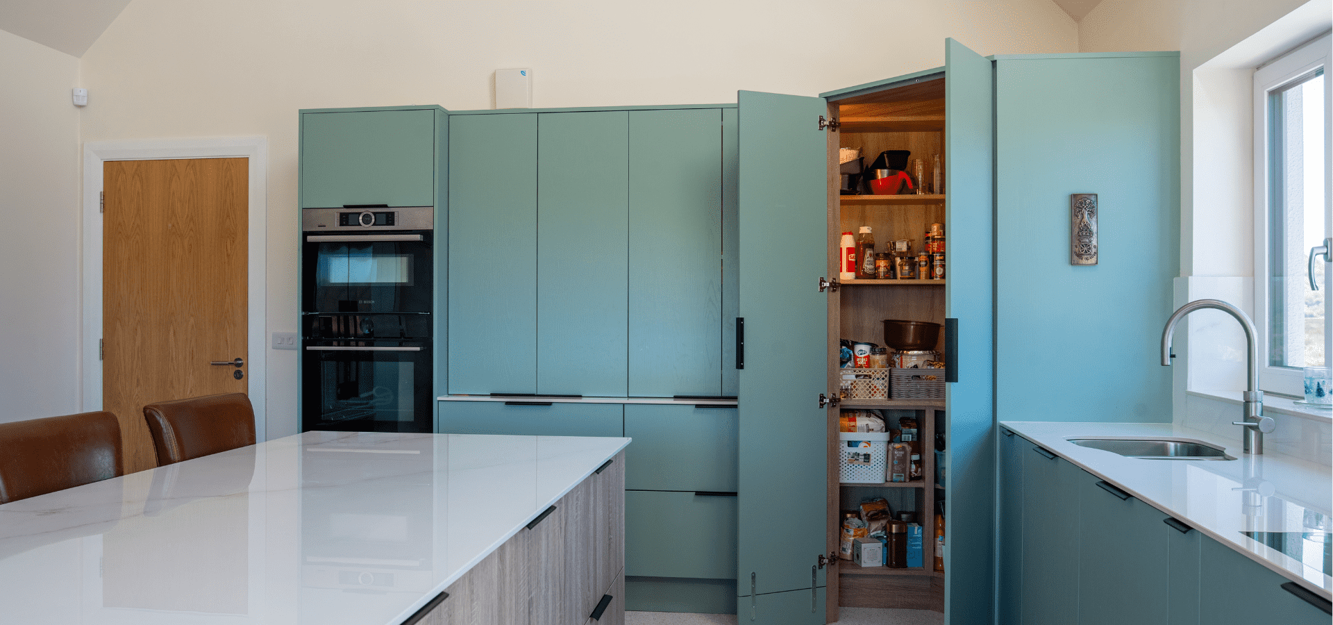 Contemporary Kitchen in Co. Mayo – Casa Willow and Oak - Gallery Image 4