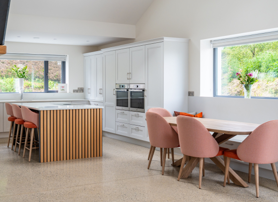Classic Kitchen - Eglington Manor Stone & Graphite Highlights Image 4