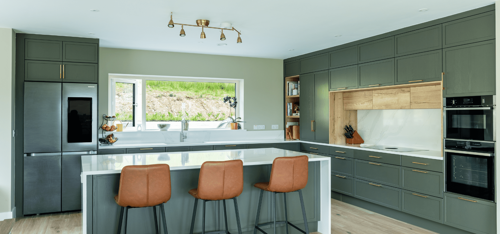 Gallery Image 14 Modern Slim-Shaker Kitchen in Co. Roscommon – Lyrath Hazel and Halifax Oak - Gallery Image 14