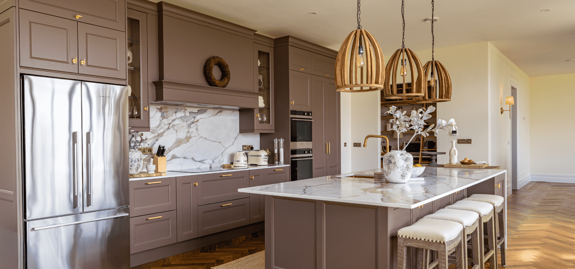 Award-Winning Classic Kitchen in Co. Offaly – Aylesbury London Clay - Gallery Image 14