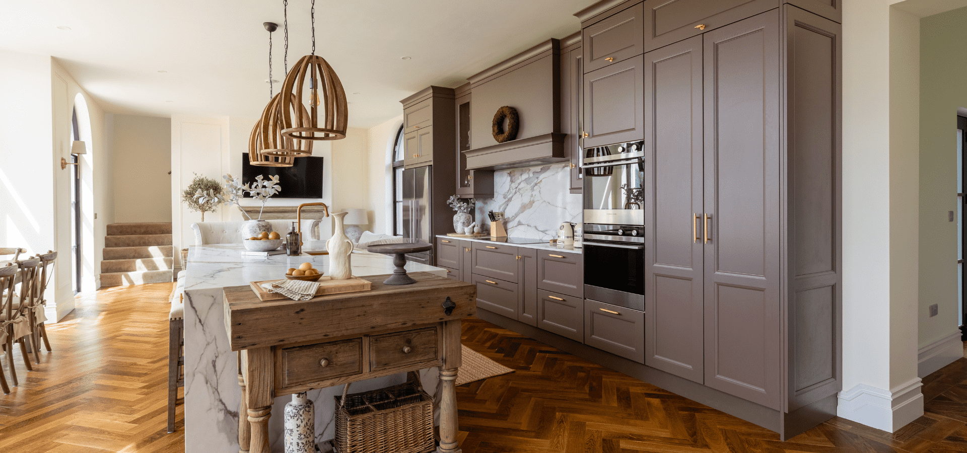 Gallery Image 16 Award-Winning Classic Kitchen in Co. Offaly – Aylesbury London Clay - Gallery Image 16