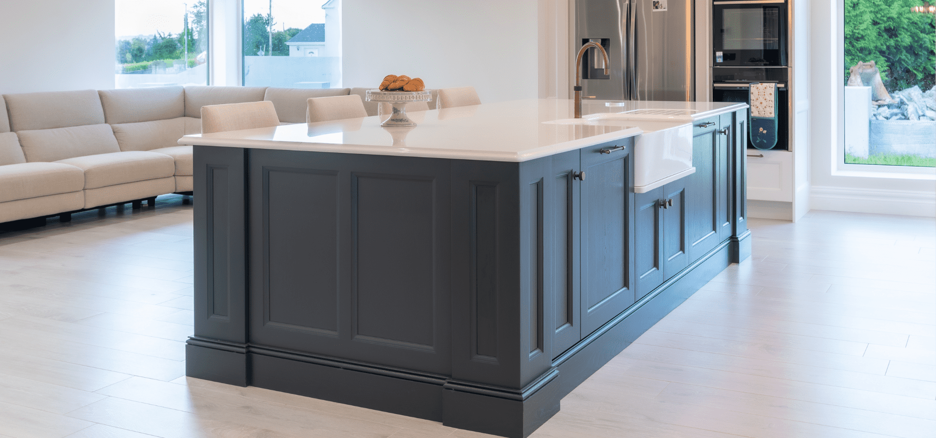 Classic Family Kitchen in Co. Roscommon – Aylesbury Latte & Evergreen - Image Gallery 3