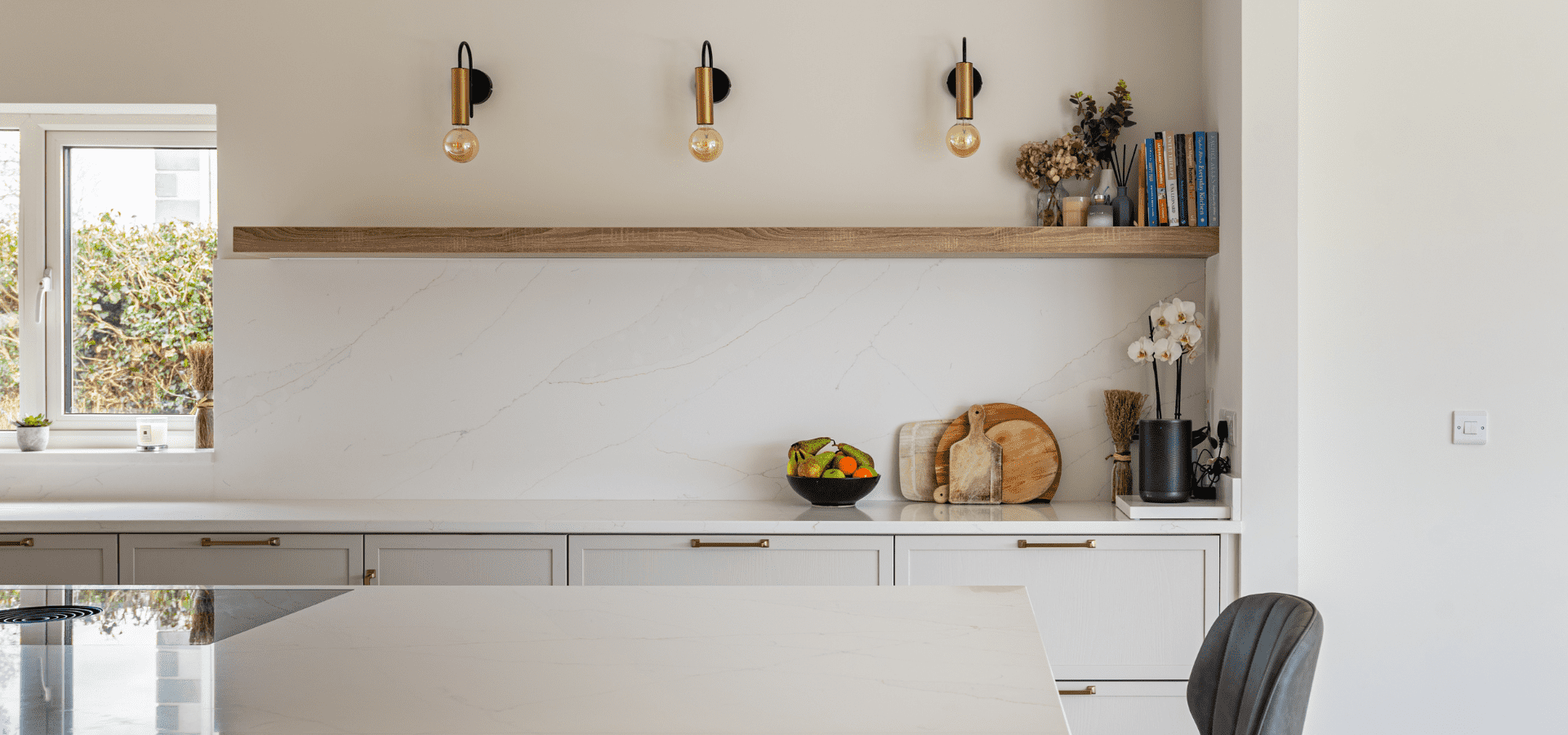Modern Slim-Shaker Kitchen in Oranmore, Co. Galway – Lyrath Powder and Bardolino Oak - Gallery Image 4