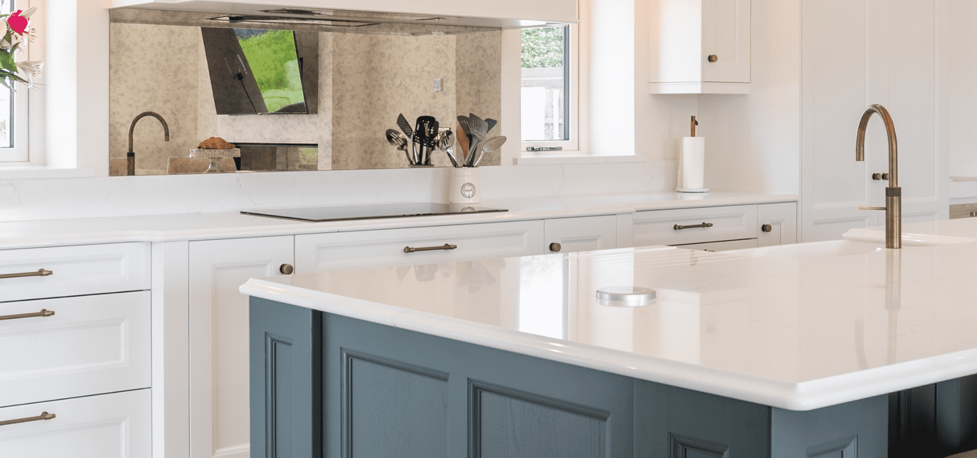 Classic Family Kitchen in Co. Roscommon – Aylesbury Latte & Evergreen - Image Gallery 9