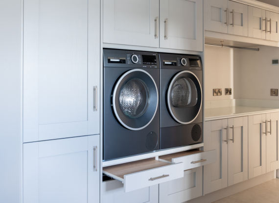 4. One Design, Two Spaces Classic Kitchen - Lincoln - Latte and Harvard Highlights Image 4