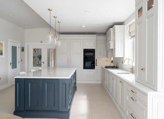 4. A Palette Designed to Last Charlotte In-Frame Kitchen - Mark Lohan Kitchens - Highlights Image 4