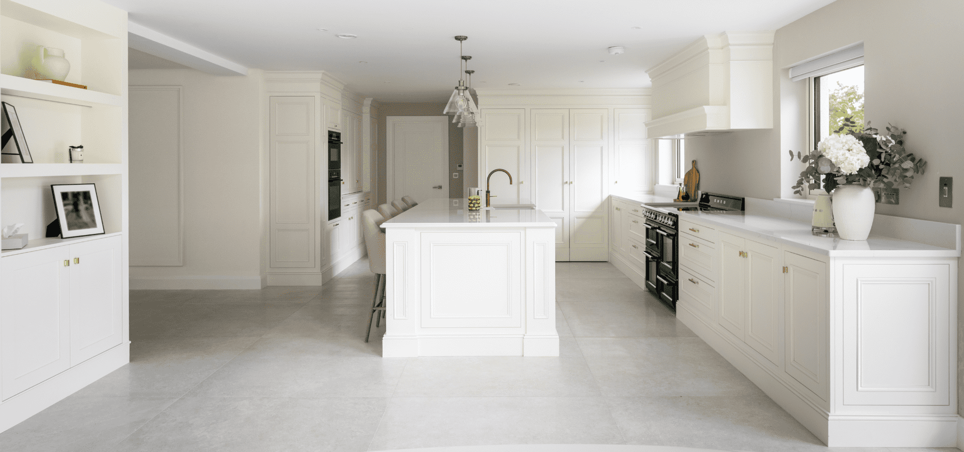 In-Frame Kitchen - Charlotte - Farrow and Ball Wimborne White - Gallery Image 6