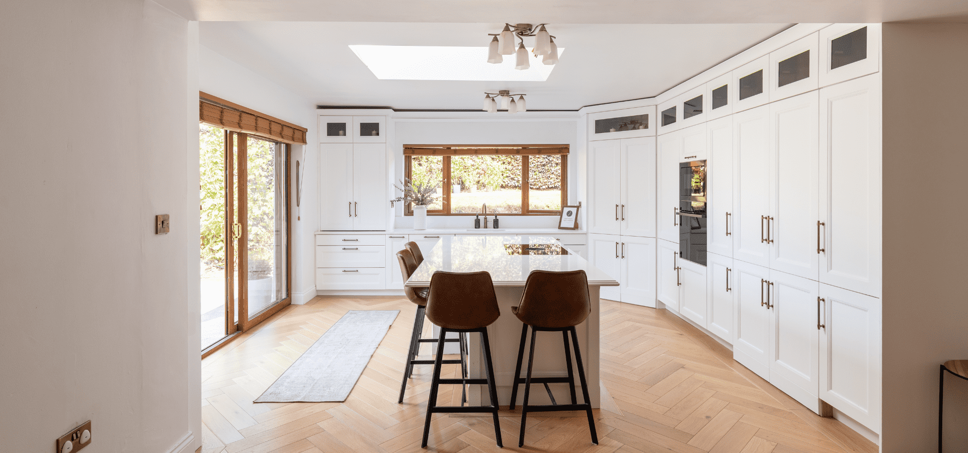 Classic White Kitchen in Co. Tipperary – Aylesbury Snow White - Gallery Image 12