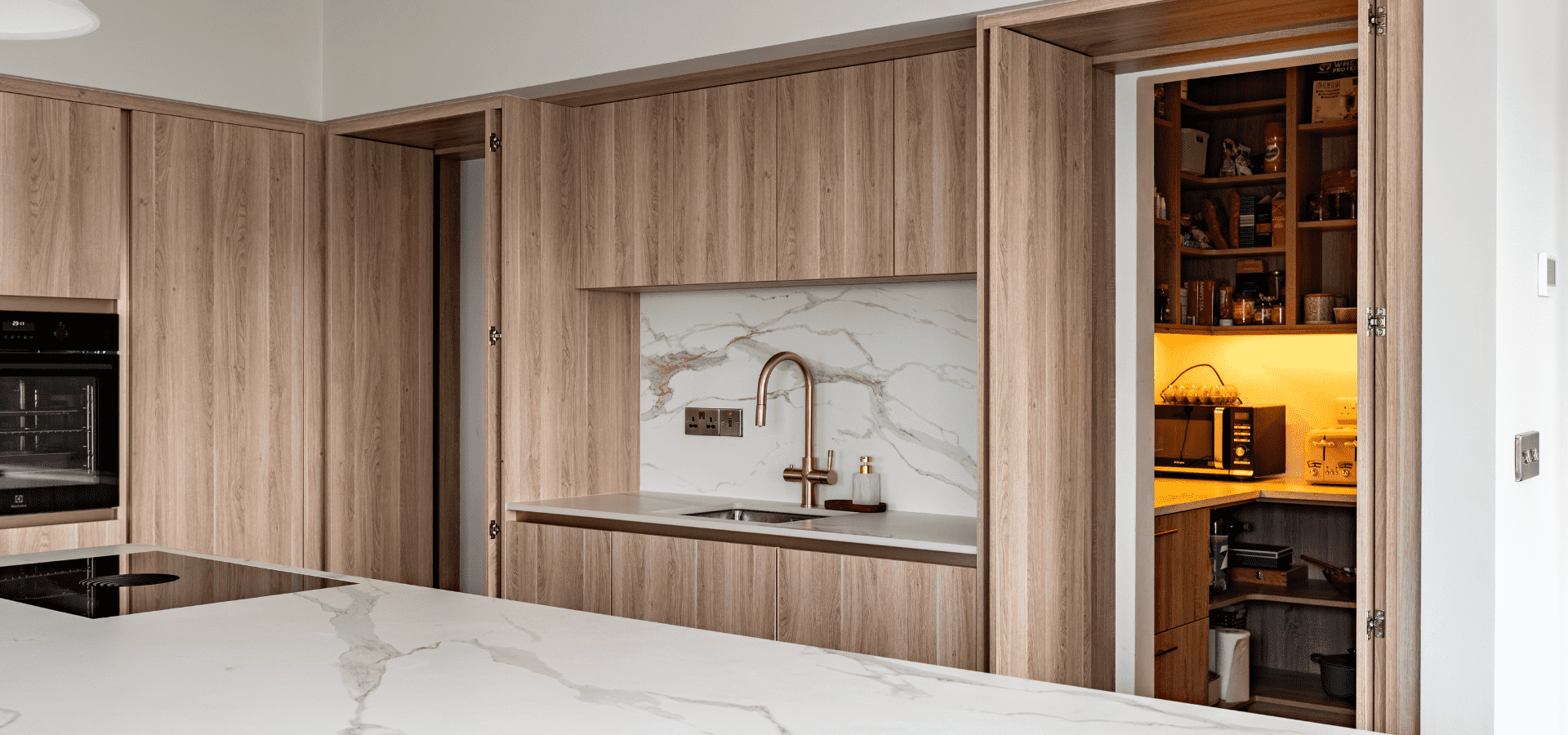 Contemporary Kitchen - Icon Cuneo Oak & Sulia Monte Black - Gallery Image 5