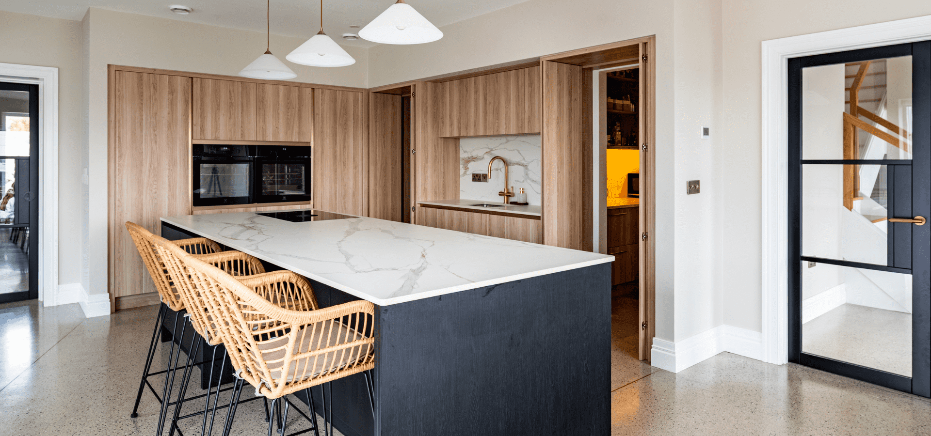 Contemporary Kitchen - Icon Cuneo Oak & Sulia Monte Black - Gallery Image 7