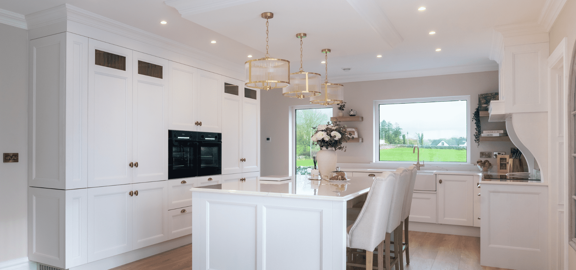Classic Elegance for Modern Family Living - Gallery Image 1